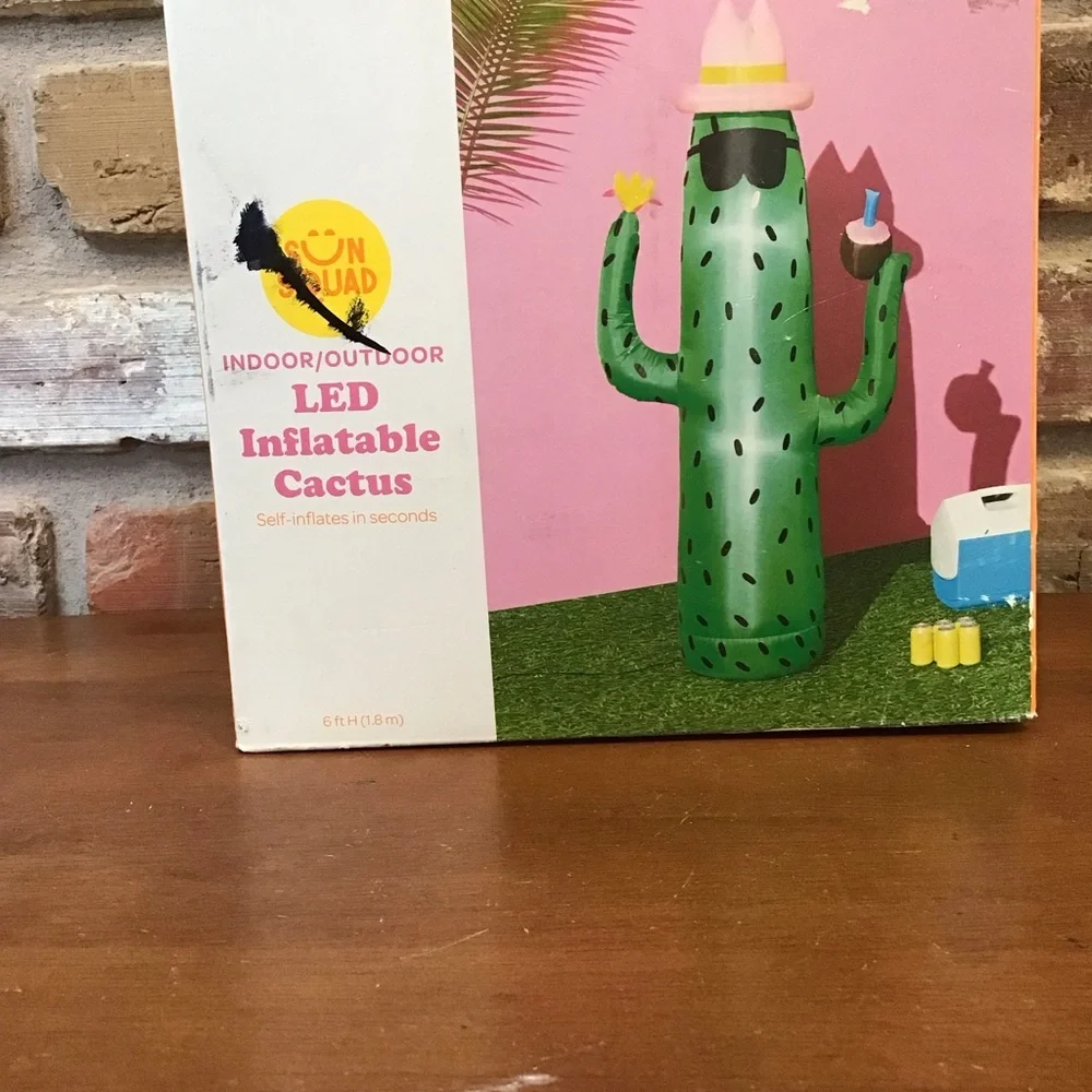 SUN SQUAD 6' CACTUS LED Inflatable Vibrant Green and Pink Party Decorations